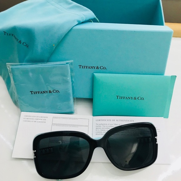 Tiffany & Co. Accessories - 💯Authentic Tiffany&Co💙Sunglasses Black/Blue